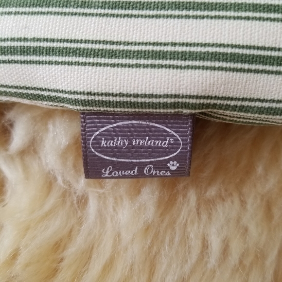 Kathy Ireland Striped Cosmetic Bag - Picture 3 of 9